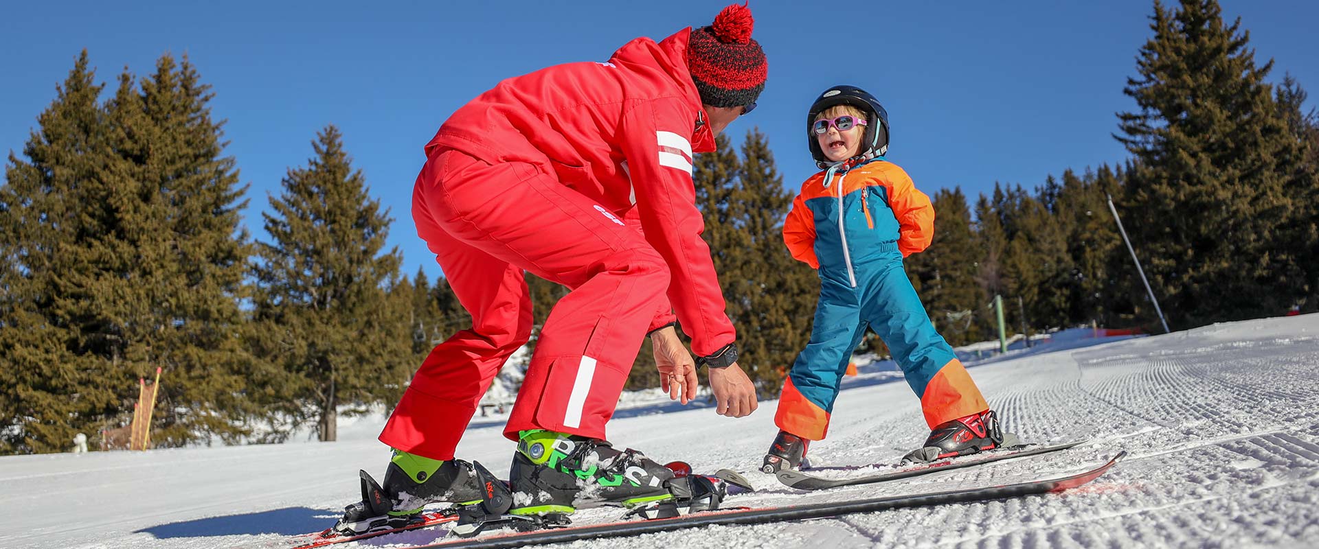 enfant débutant ski alpin